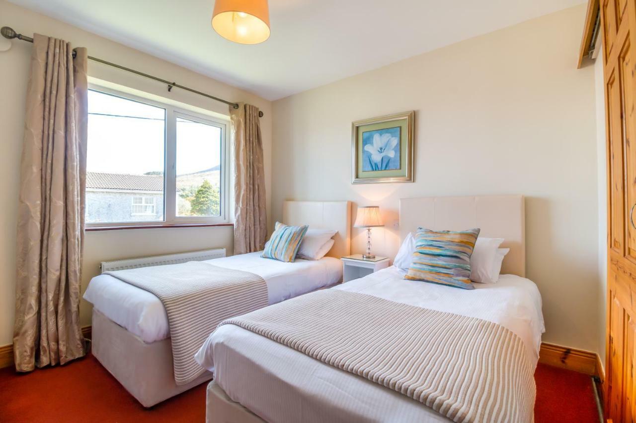 Liosderrig House B&B グレンバイ エクステリア 写真